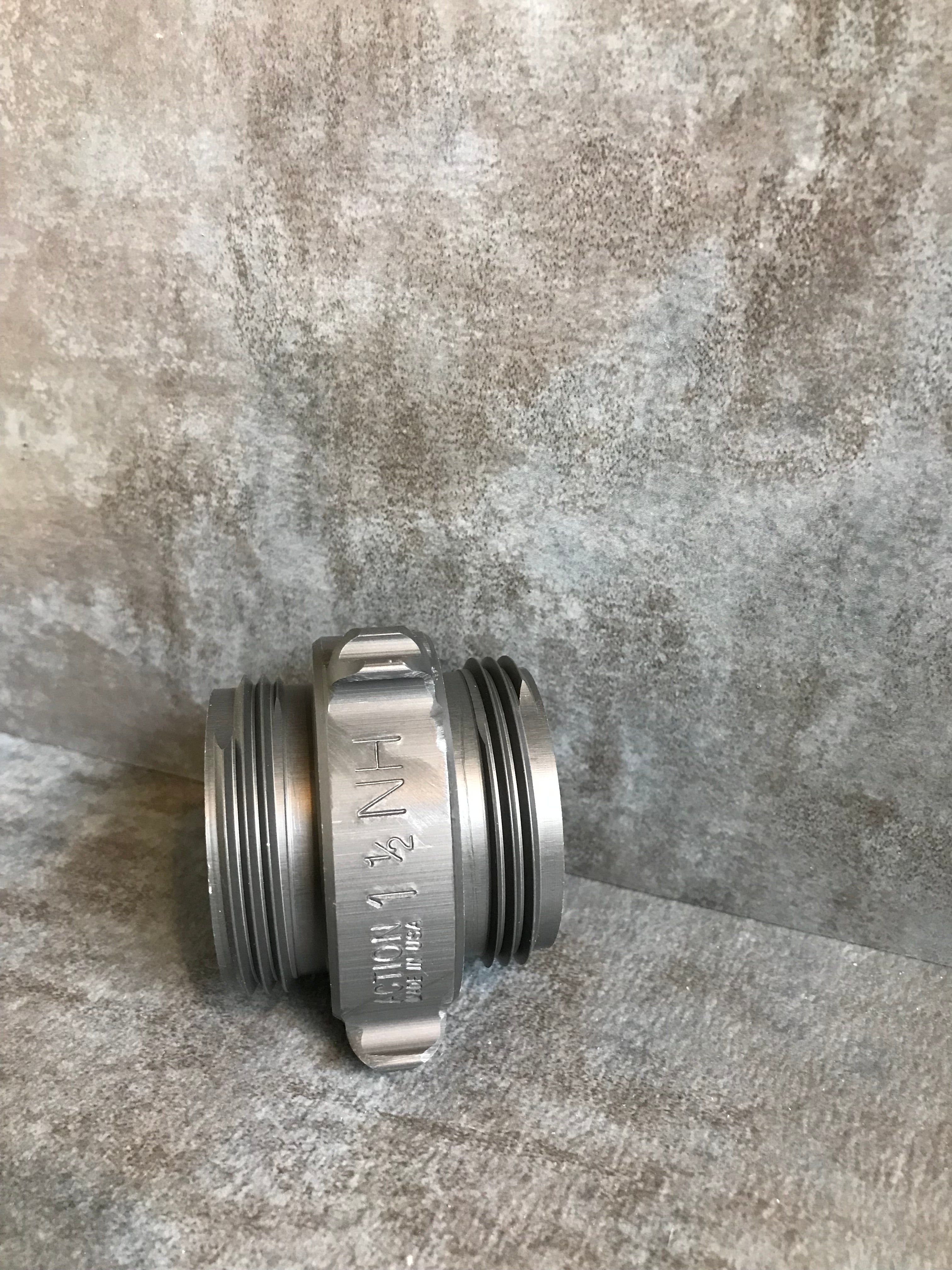1.5" M.NST X 1.5" M.NST ALUMINUM ROCKER LUG ADAPTER