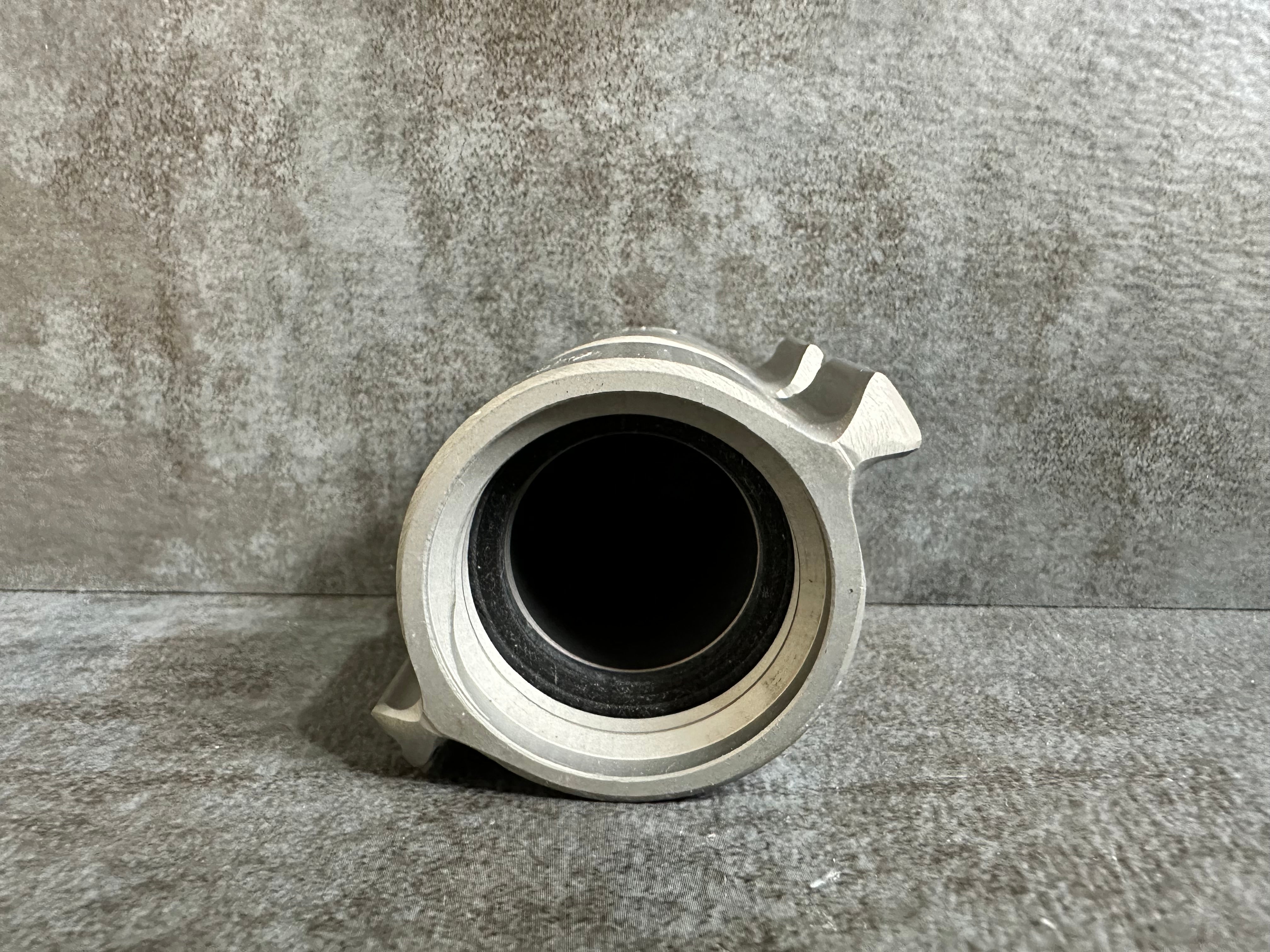 1" F.NST X 1" F.NST SWIVEL ALUMINUM ROCKER LUG ADAPTER