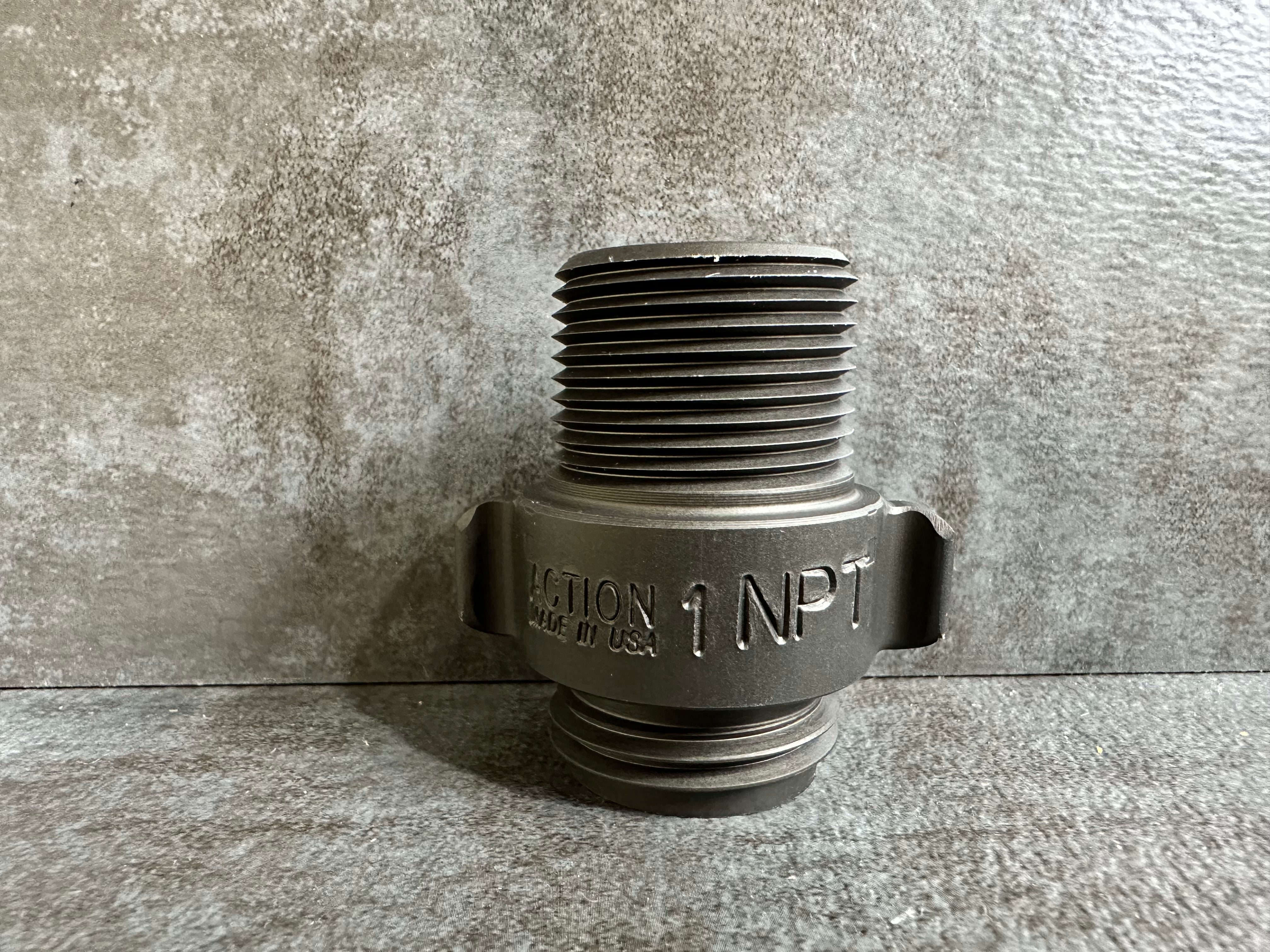 1.5" M.NST X 1.5" M.NPT ALUMINUM ROCKER LUG ADAPTER
