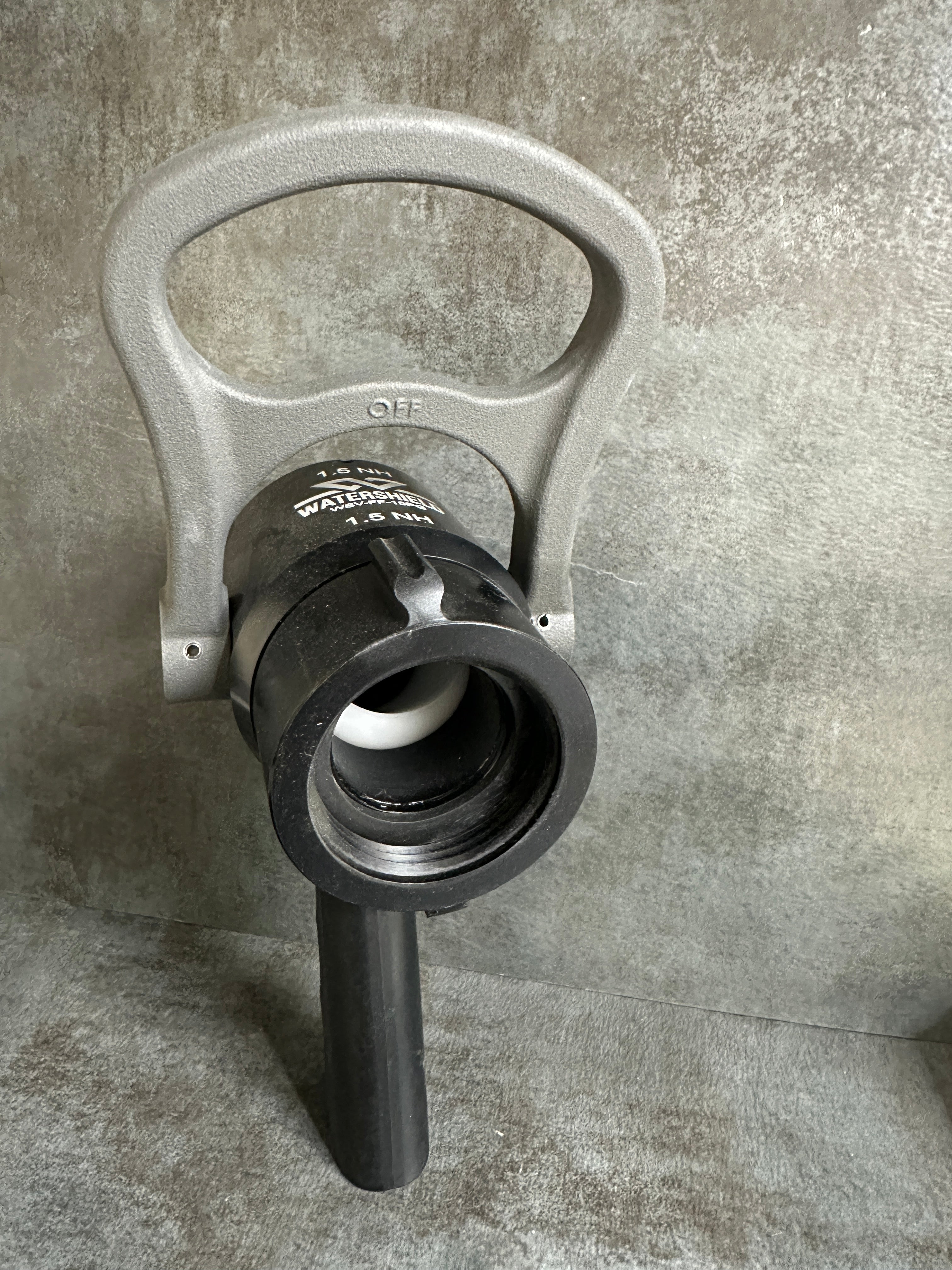 Watershield 1.5" Ball Shutoff W/ 1-1/2" Waterway, Pistol Grip, and full-time swivel - MODEL# WSV-FF-15PG